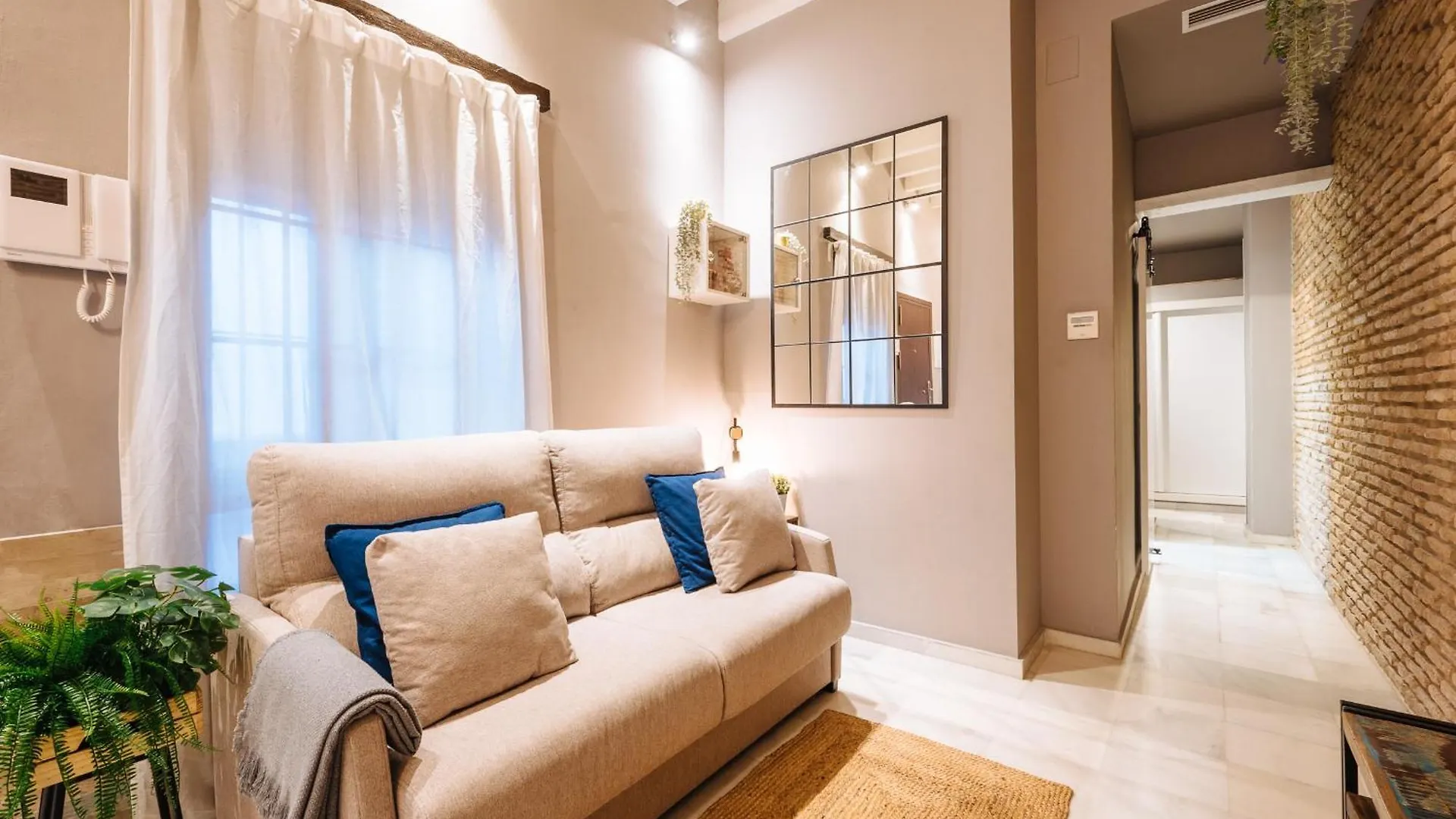 Apartamento Industrial 1 Dormitorio Y Garaje Seville